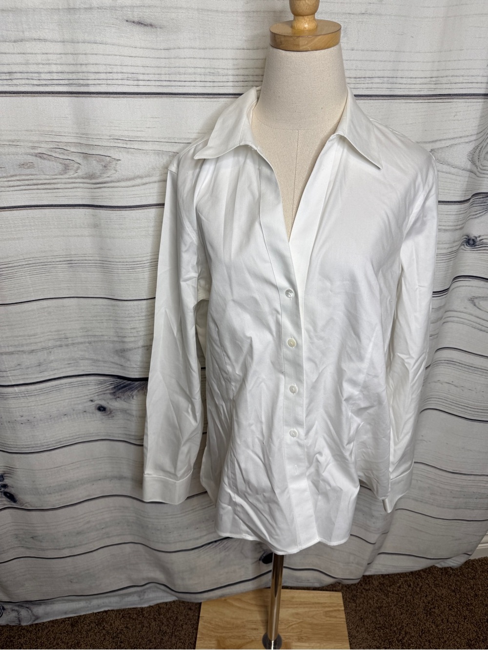 Foxcroft White Button-Down Women's Shirt